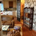 La Casita Del Castanar