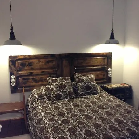 La Casita Del Castanar Holiday home *